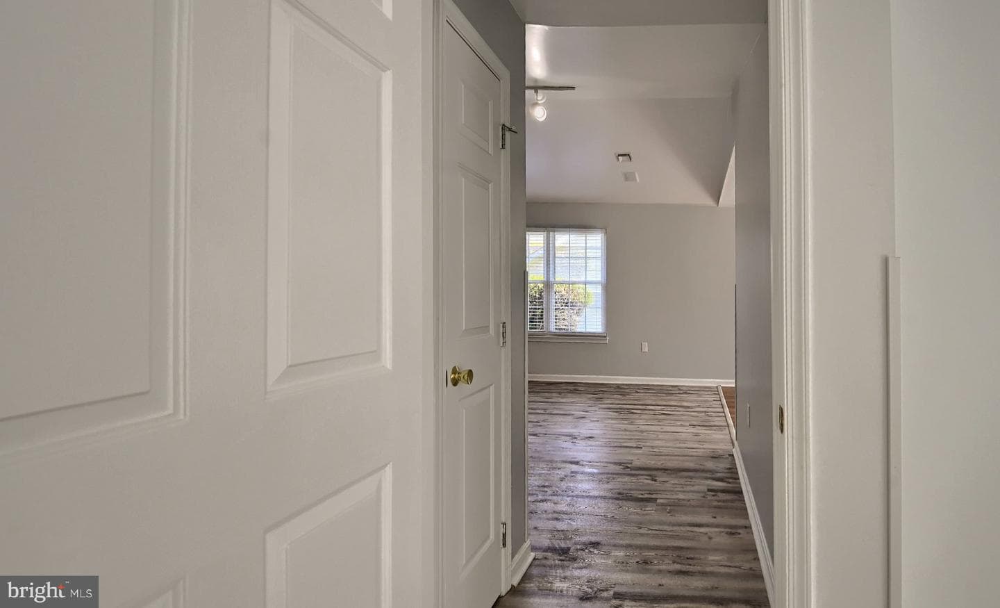 6248 S Highlands Circle photo 13