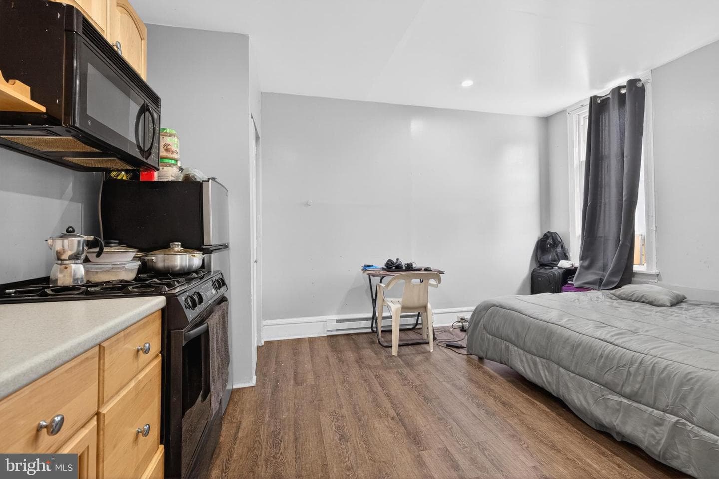 1348 Vernon Street photo 11