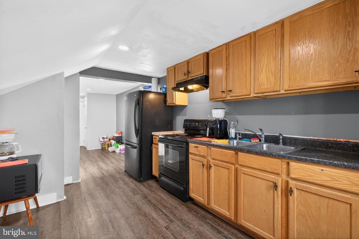 1348 Vernon Street photo 23
