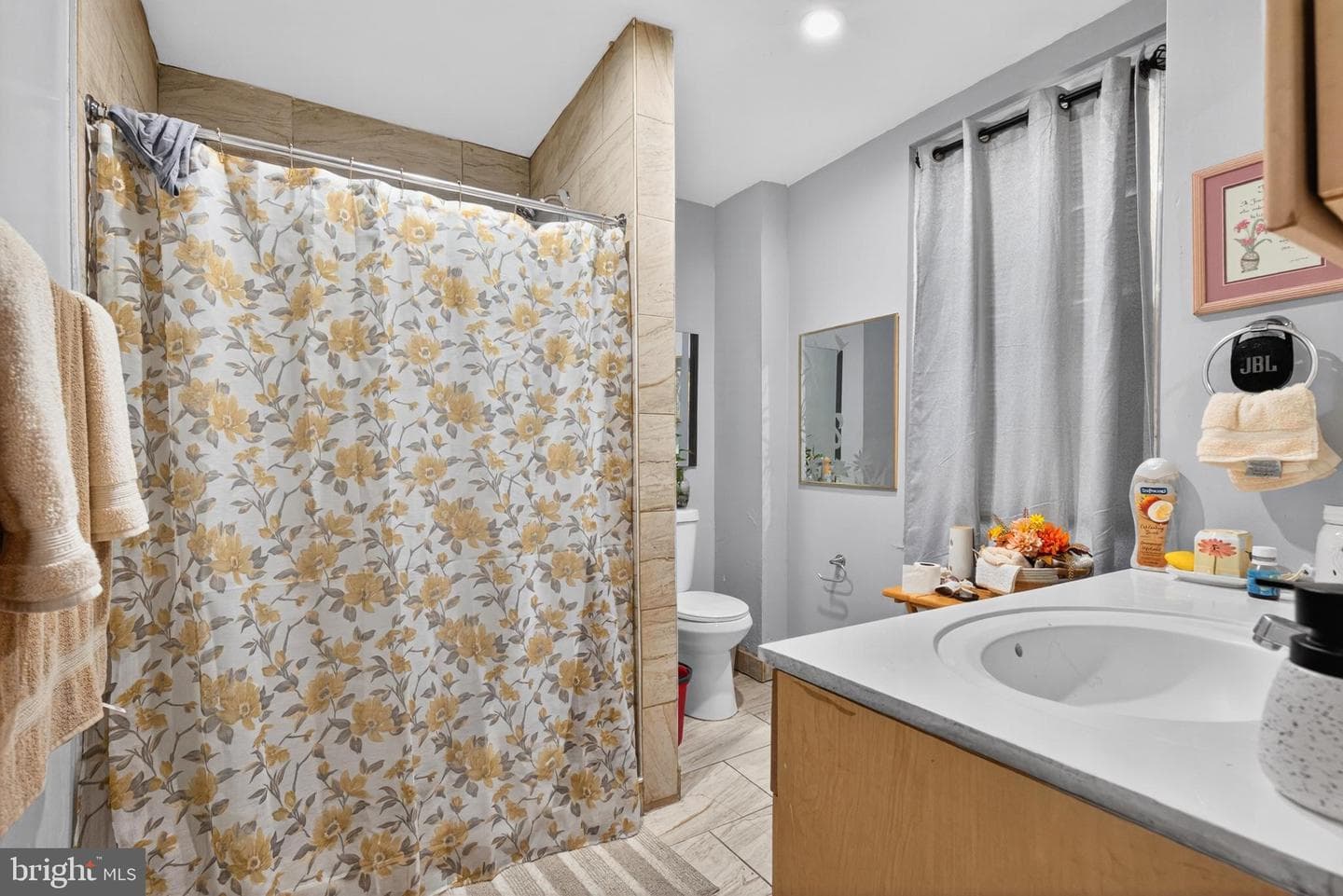 1348 Vernon Street photo 8