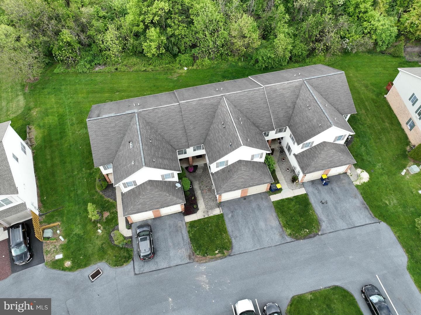 886 Woodridge Drive photo 21