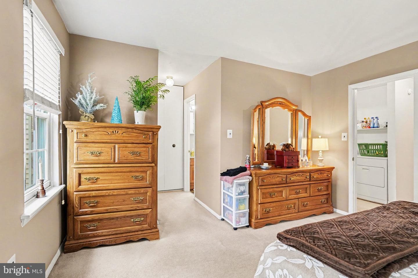 300 Lopax Road photo 11