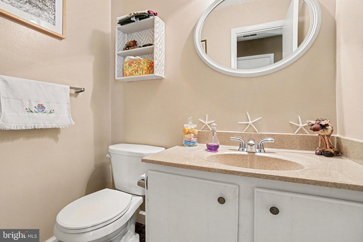 300 Lopax Road photo 17