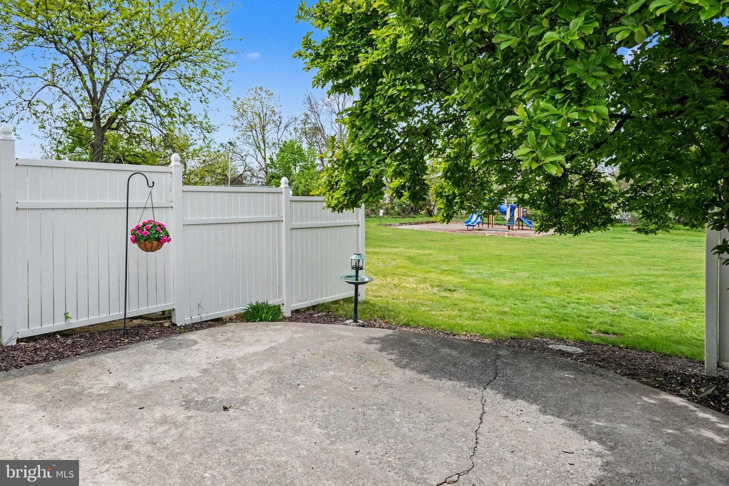 300 Lopax Road photo 26