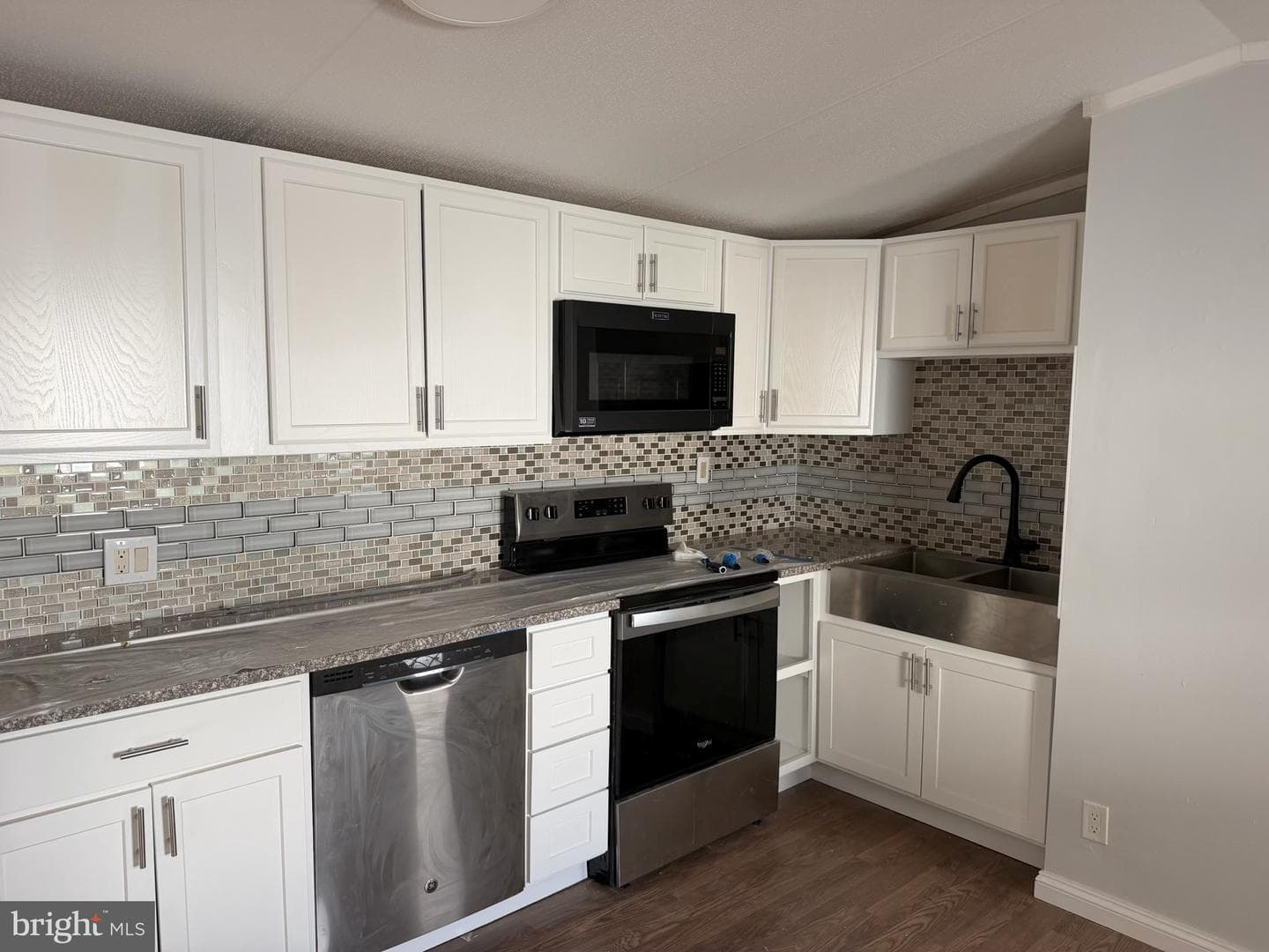 14 Nelson Manor Ln photo 6