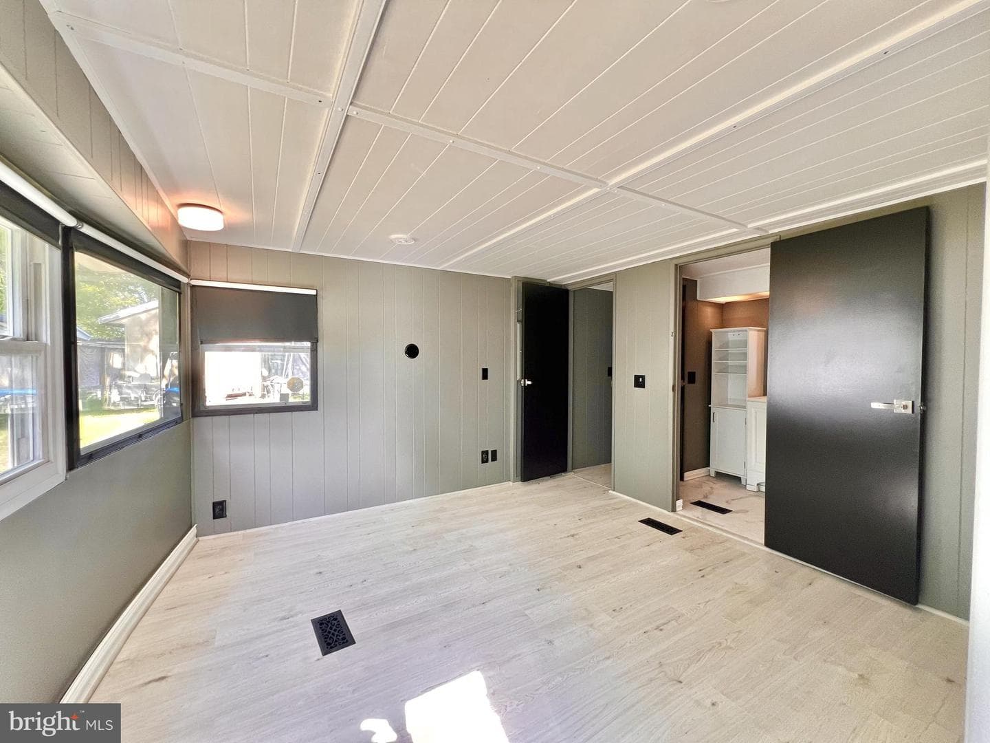 119 Andrew Drive photo 15