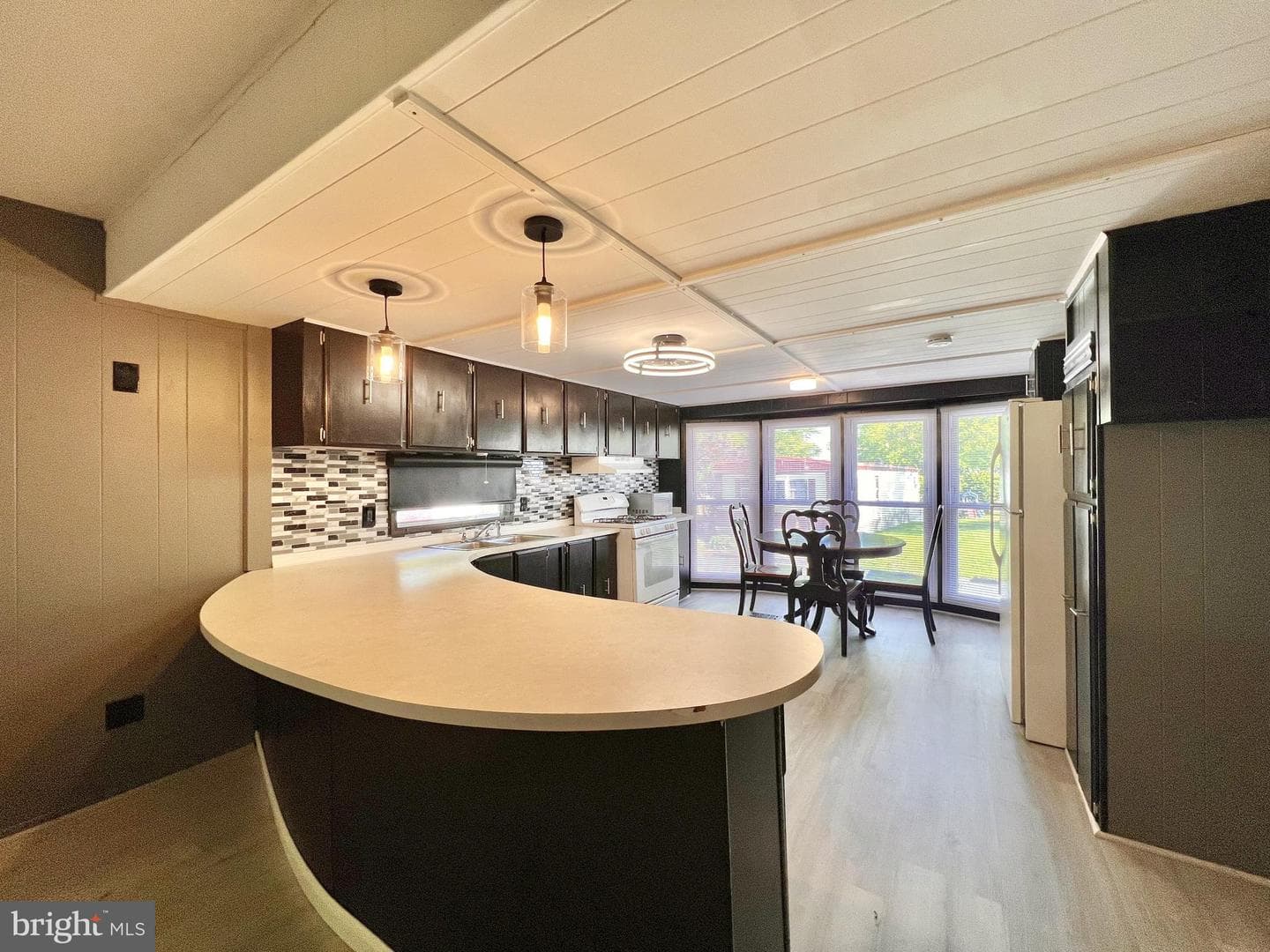 119 Andrew Drive photo 6