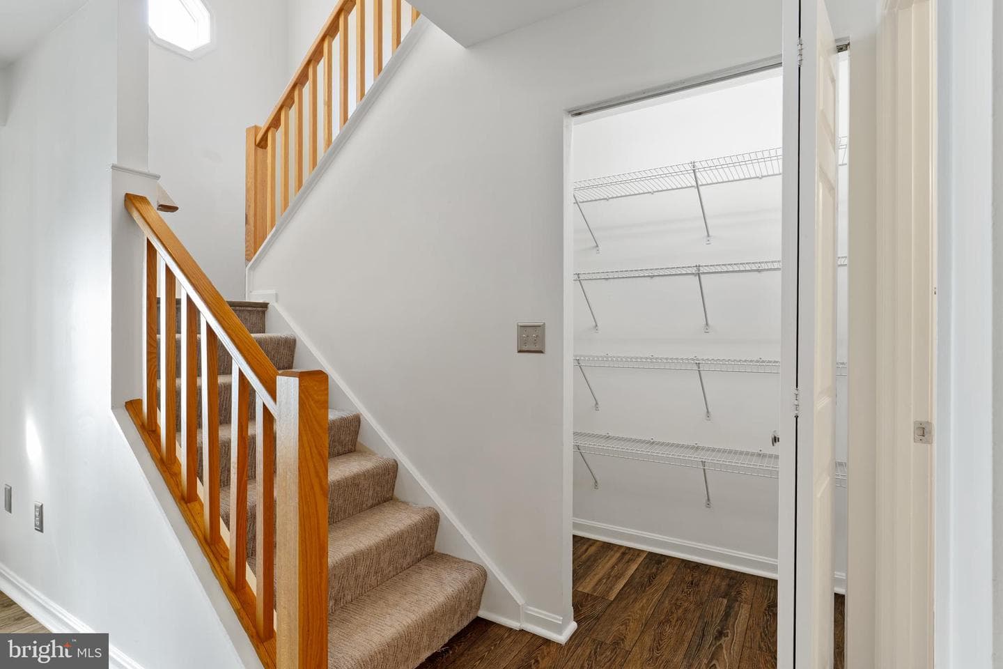 2046 Wexford Road photo 11