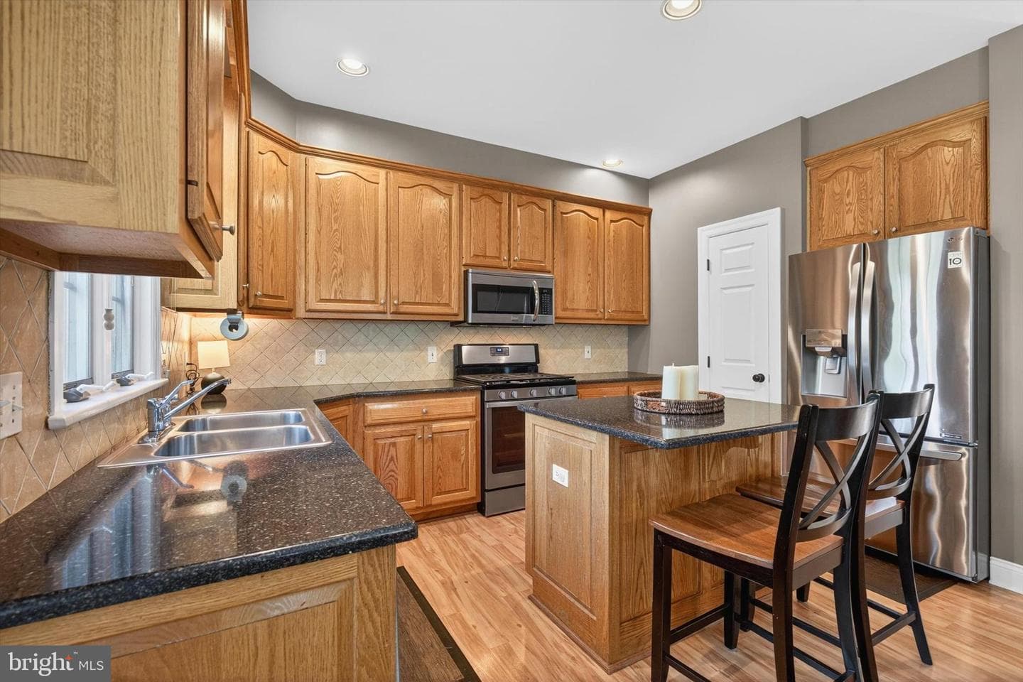 1624 Saddle Lane photo 11