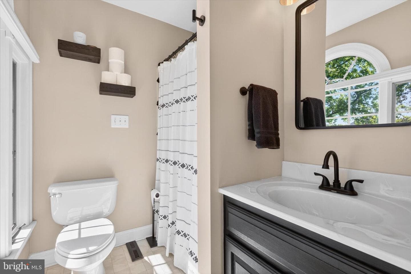 1624 Saddle Lane photo 24