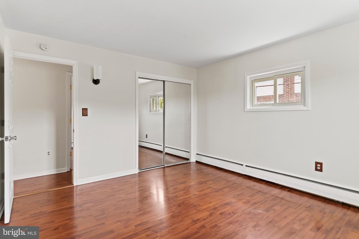 1231 E Caracas Avenue photo 17