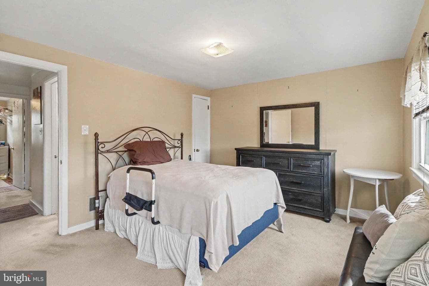 2446 Brookwood Street photo 10