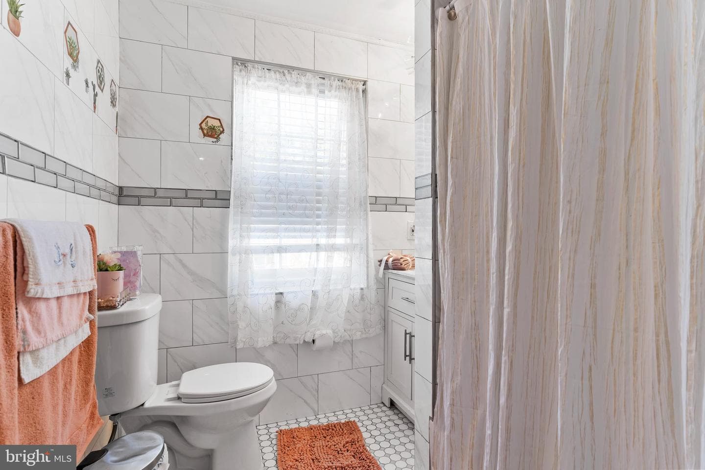 2452 N 4th Street photo 23