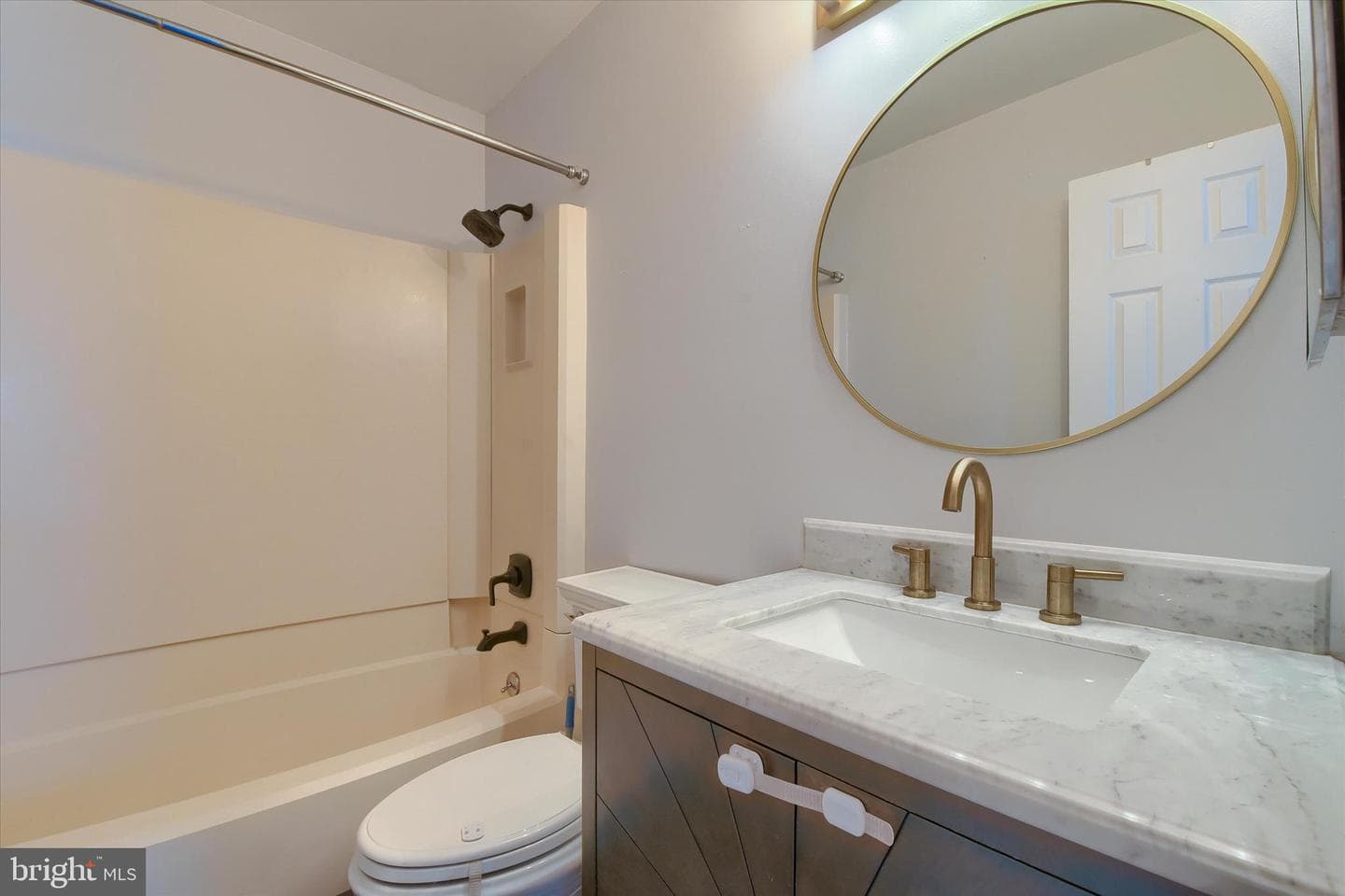 702 Showers Street photo 21