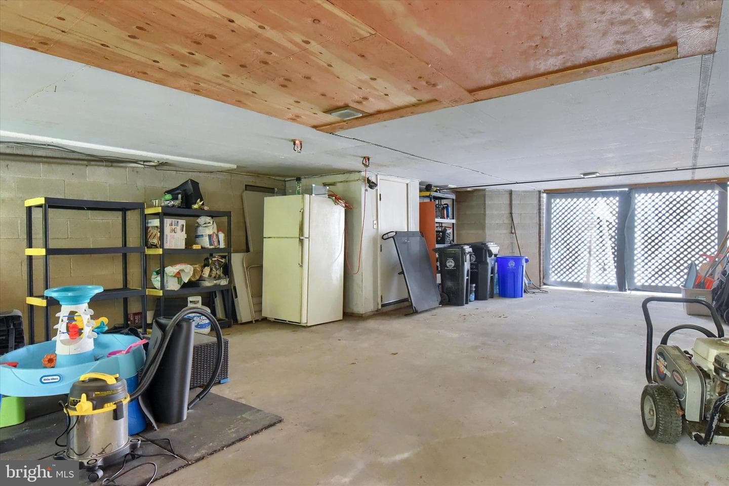 702 Showers Street photo 23