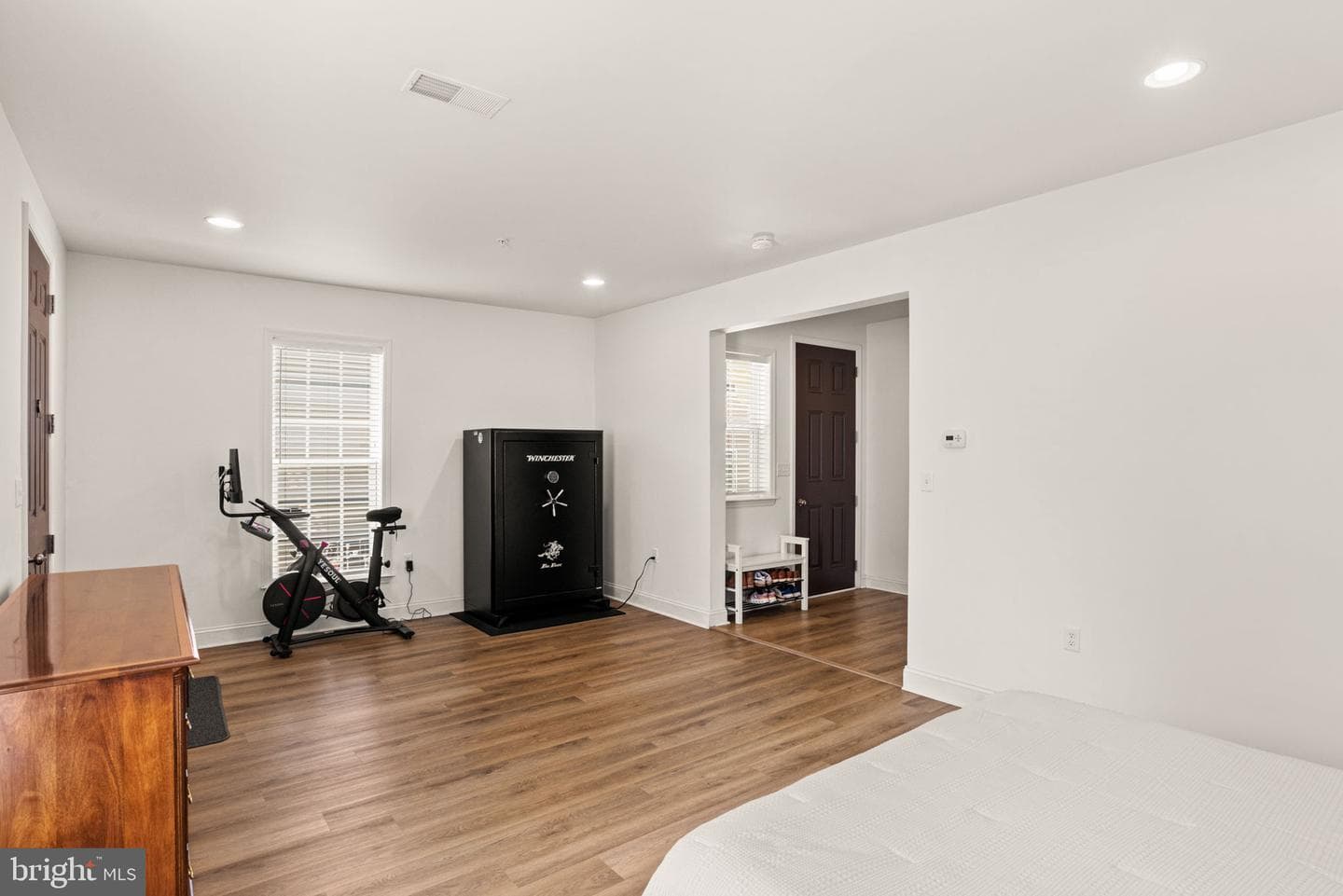 541 Fawn Lane photo 6