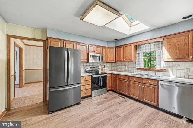 802 Leeds Court photo 8