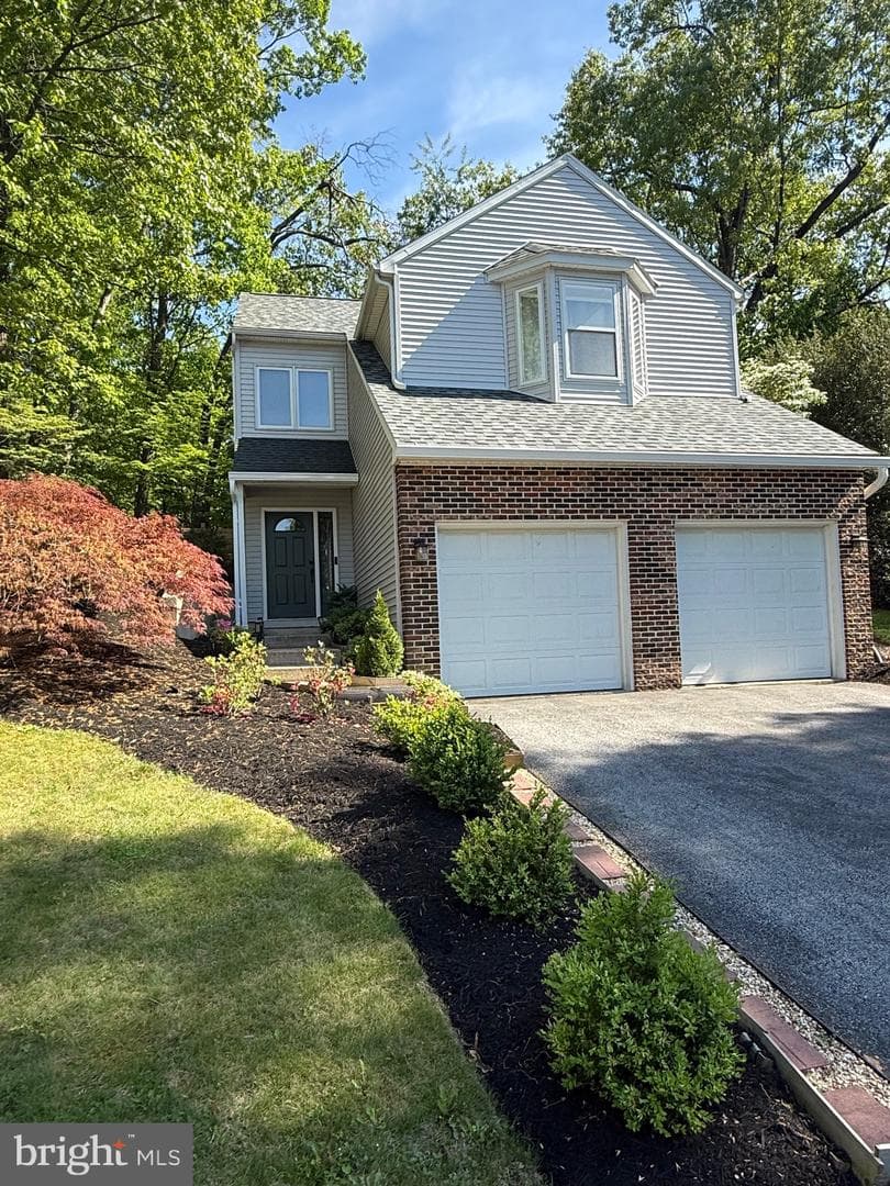 1023 Oak Knoll Drive