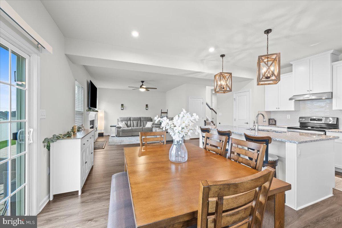 3706 Seabiscuit Way photo 12