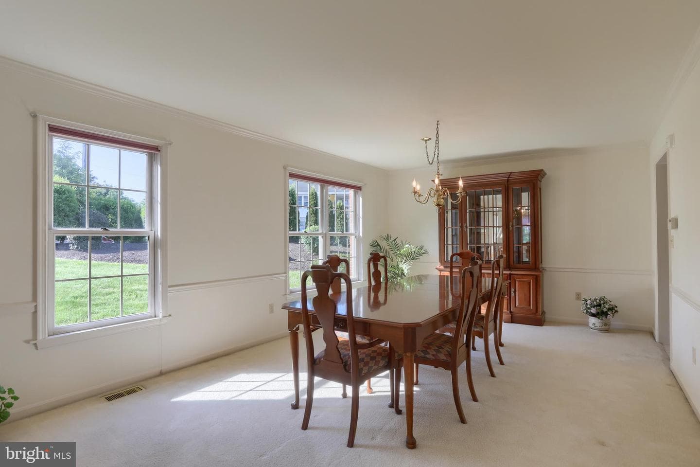 4 Cambridge Drive photo 12