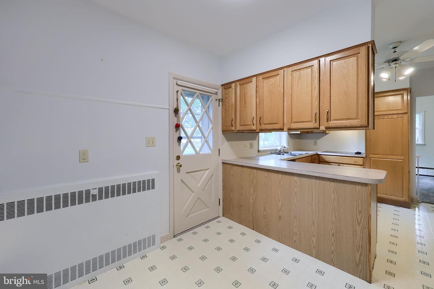 632 Adelia Street photo 23