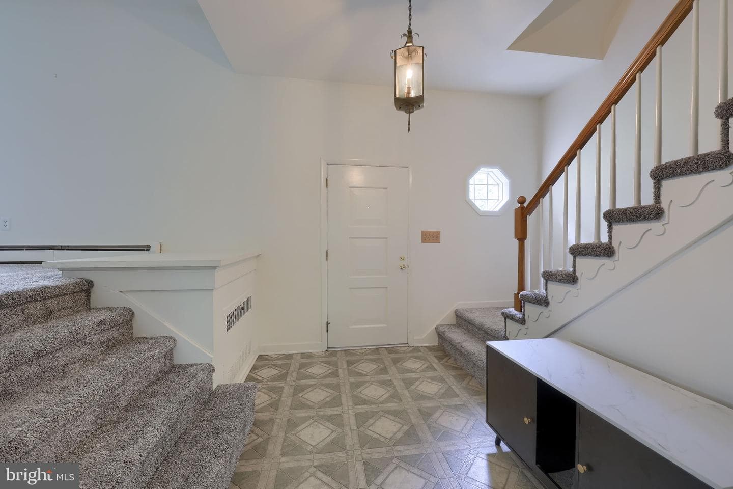 632 Adelia Street photo 6