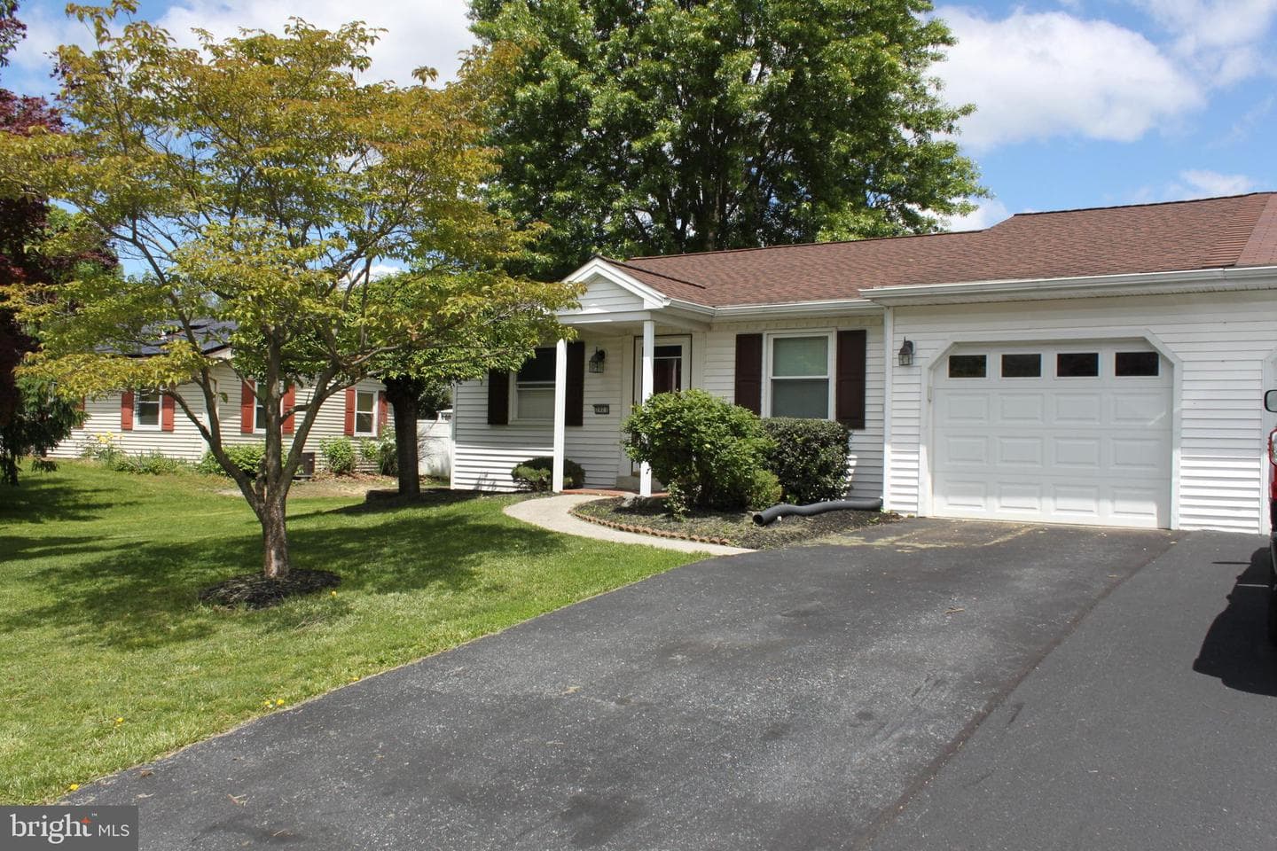 2021 Brentwood Drive photo 4