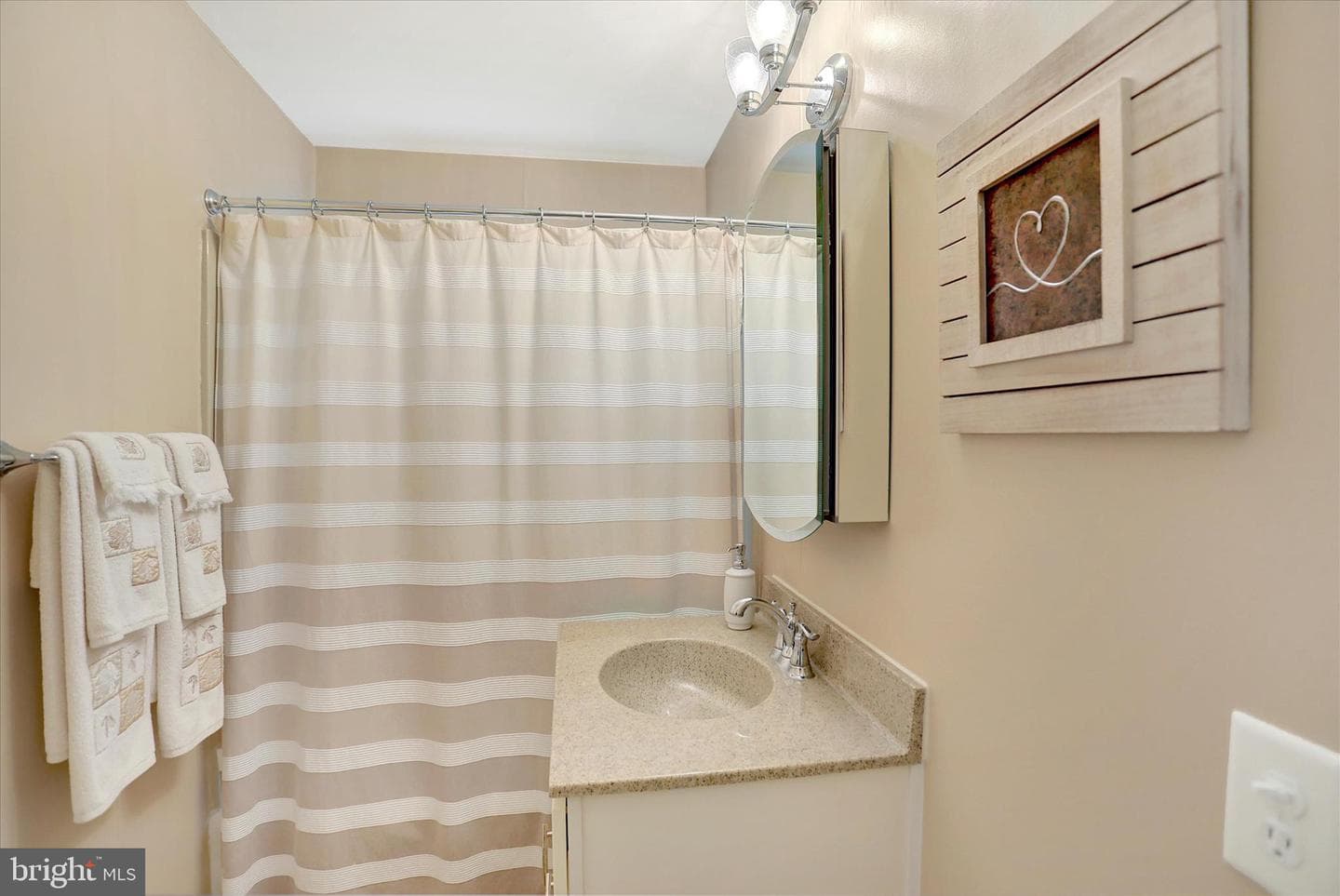 8164 Spruce Drive photo 24