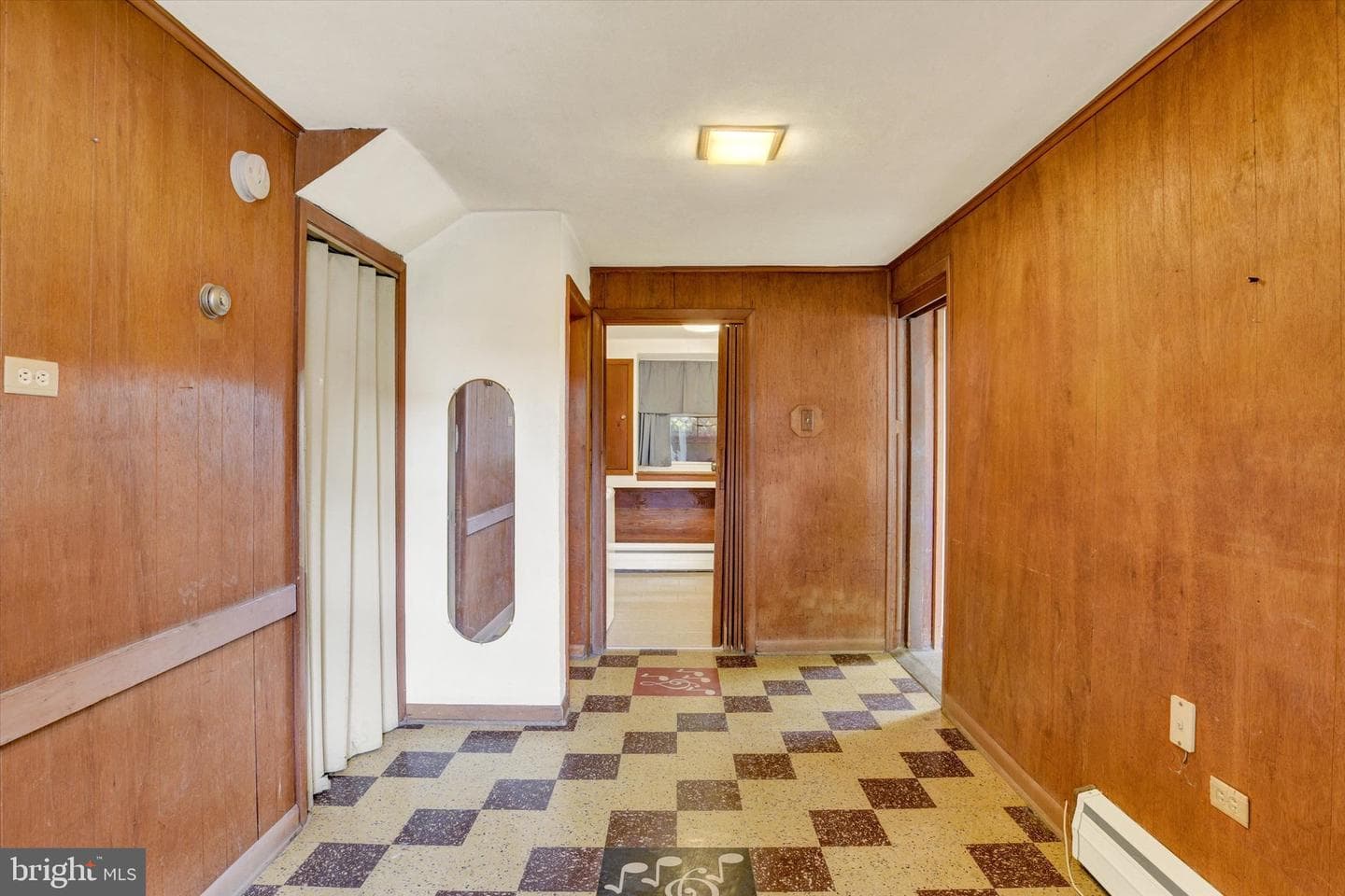240 Walnut Street photo 11