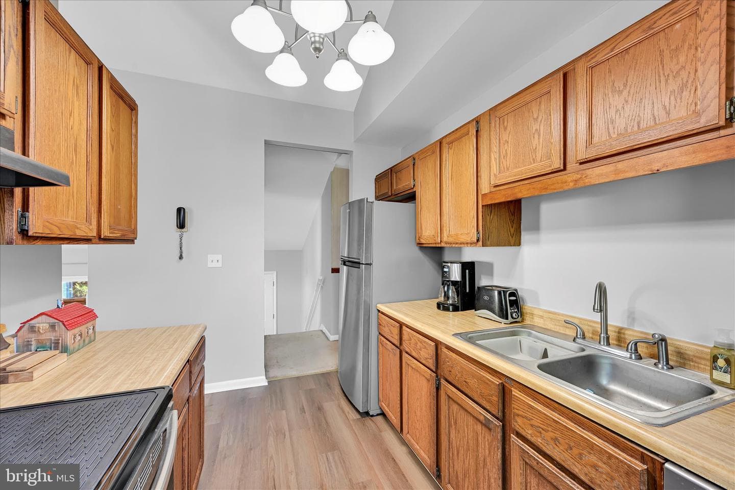 5561 Banbridge Drive photo 14