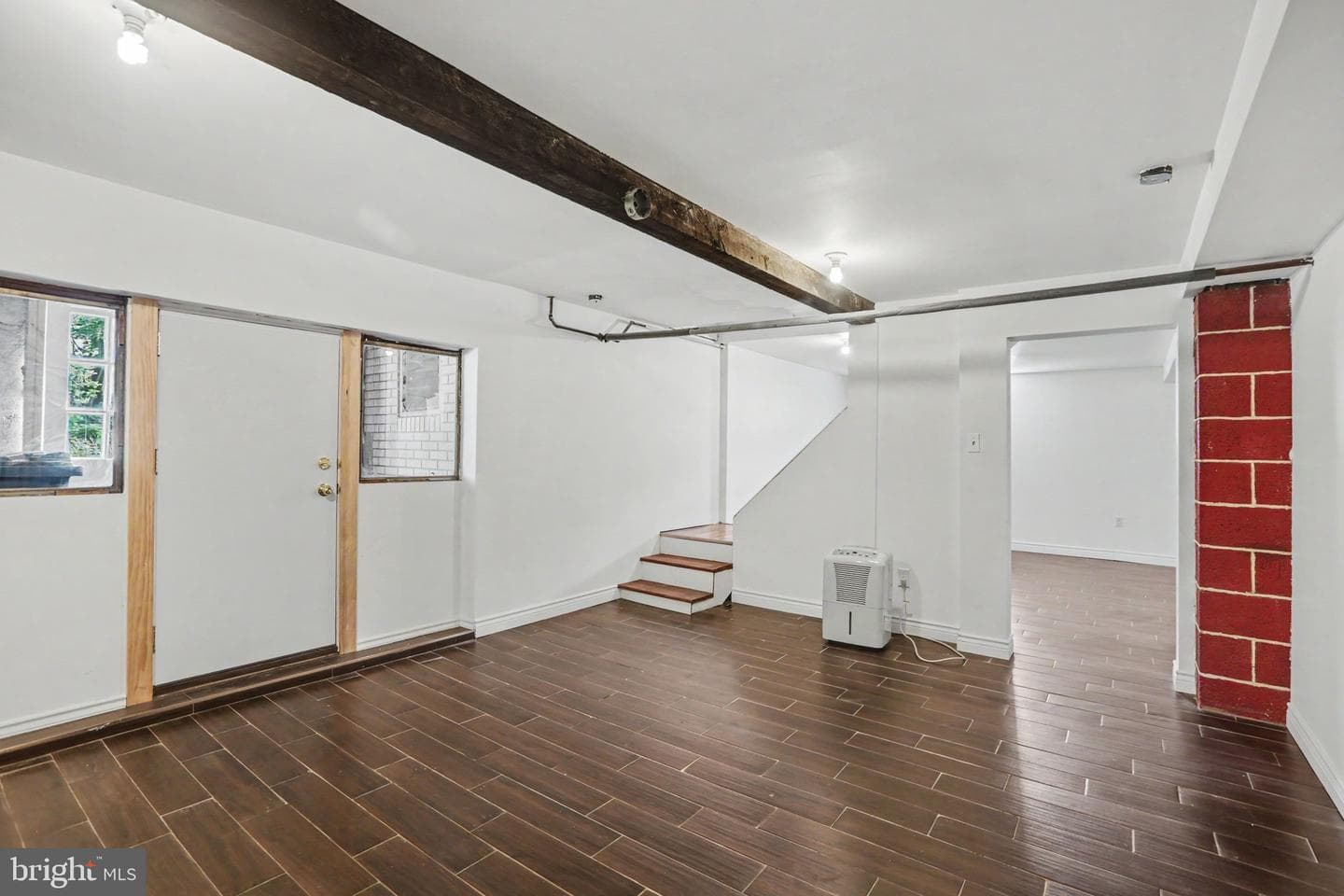 214 N Railroad Street photo 25