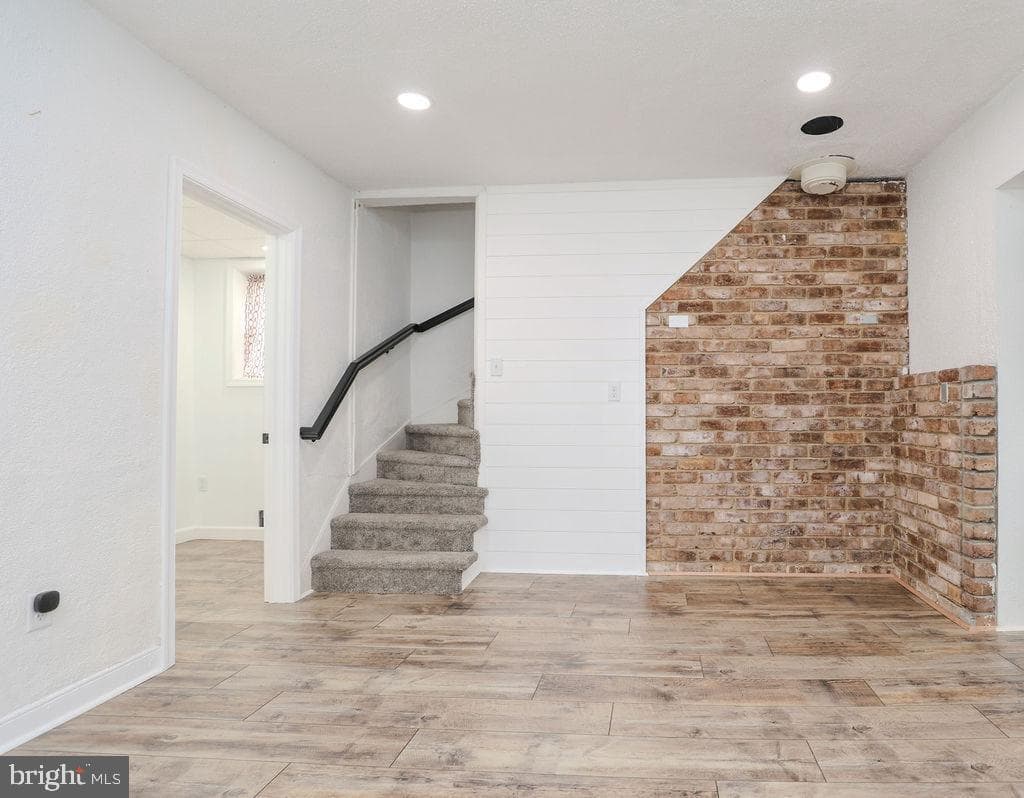 301 Swatara Street photo 6