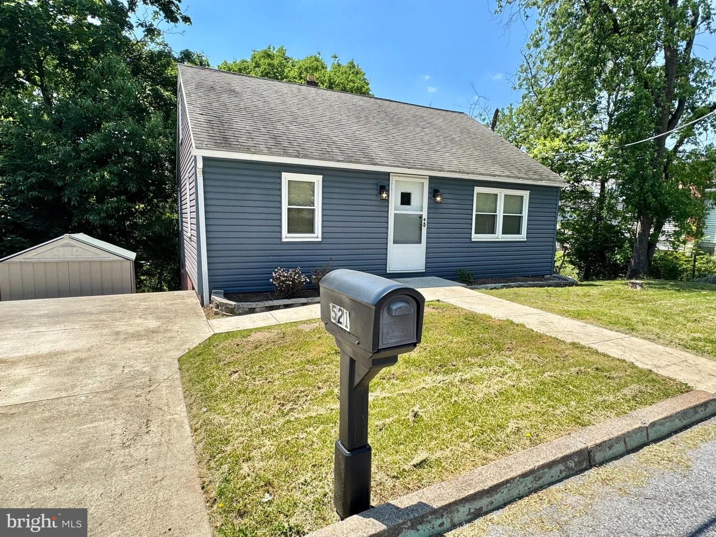 521 West Drive, Harrisburg
