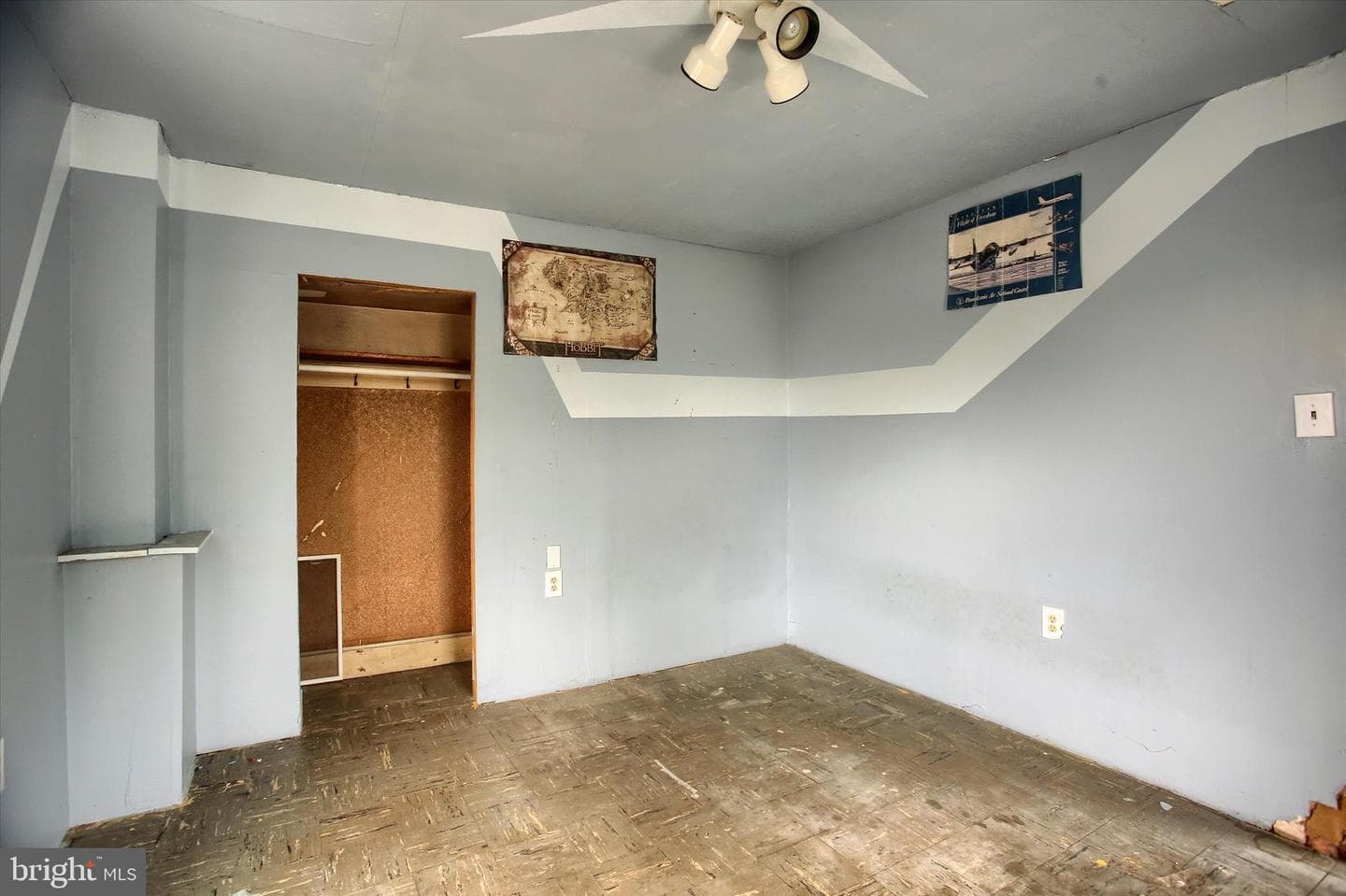 354 Locust Street photo 16