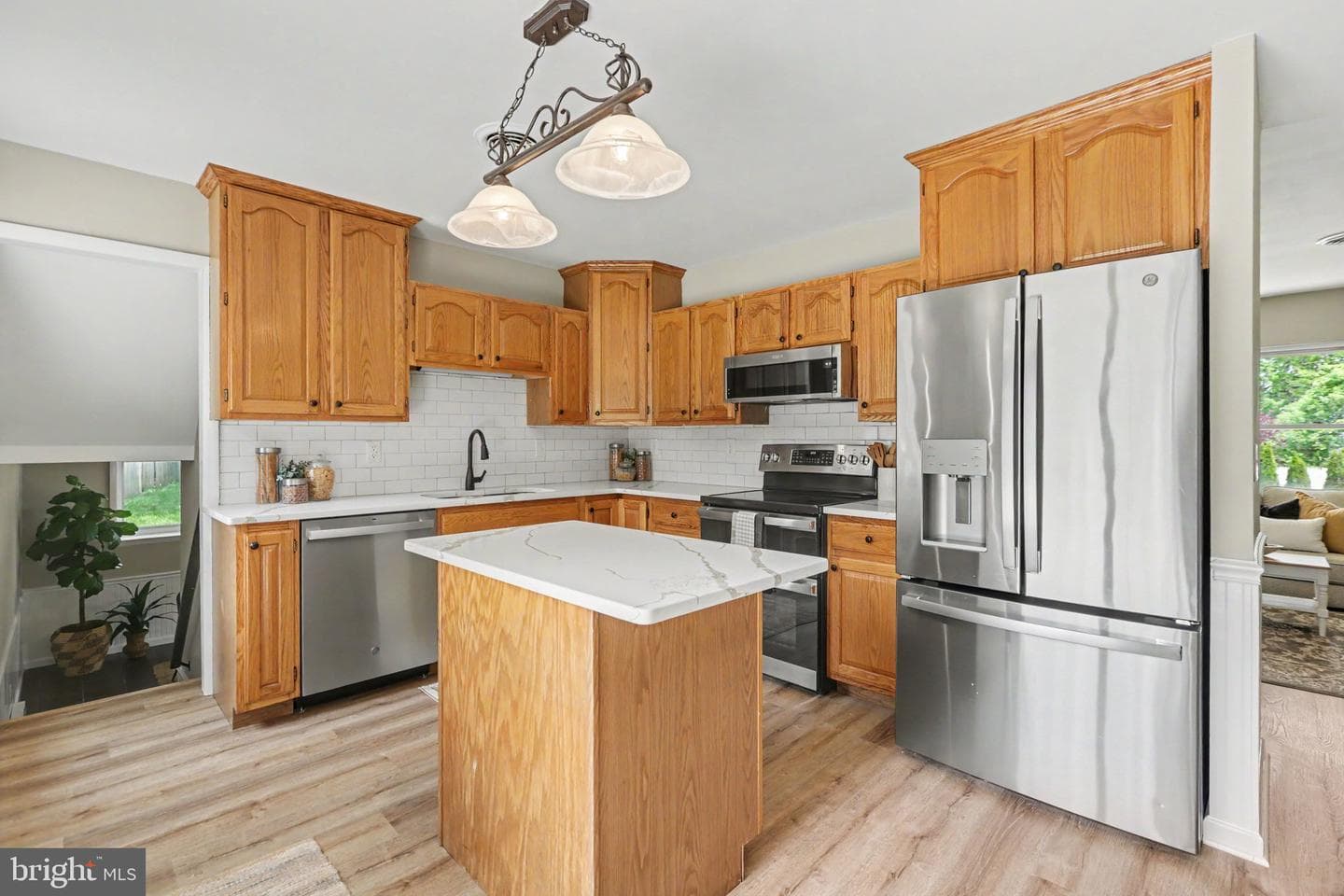 5577 Edsel Street photo 3