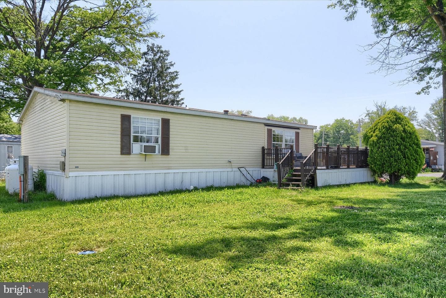 320 Caravan Court photo 3
