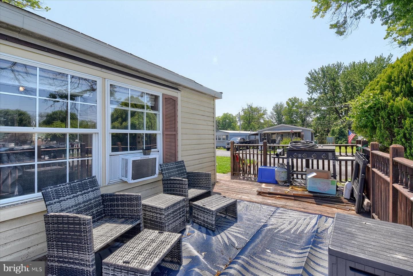 320 Caravan Court photo 4