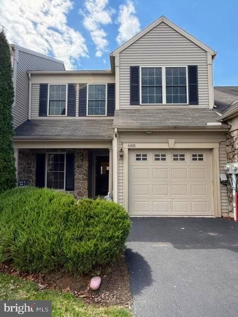 688 Stoverdale Road, Hummelstown