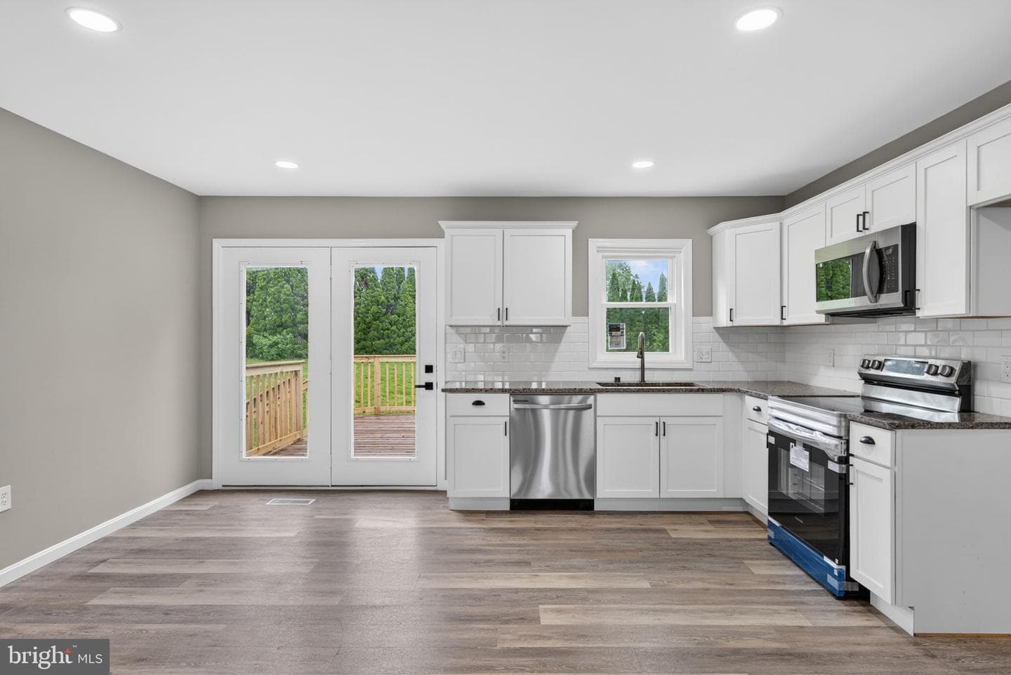 1770 Oberlin Road photo 9