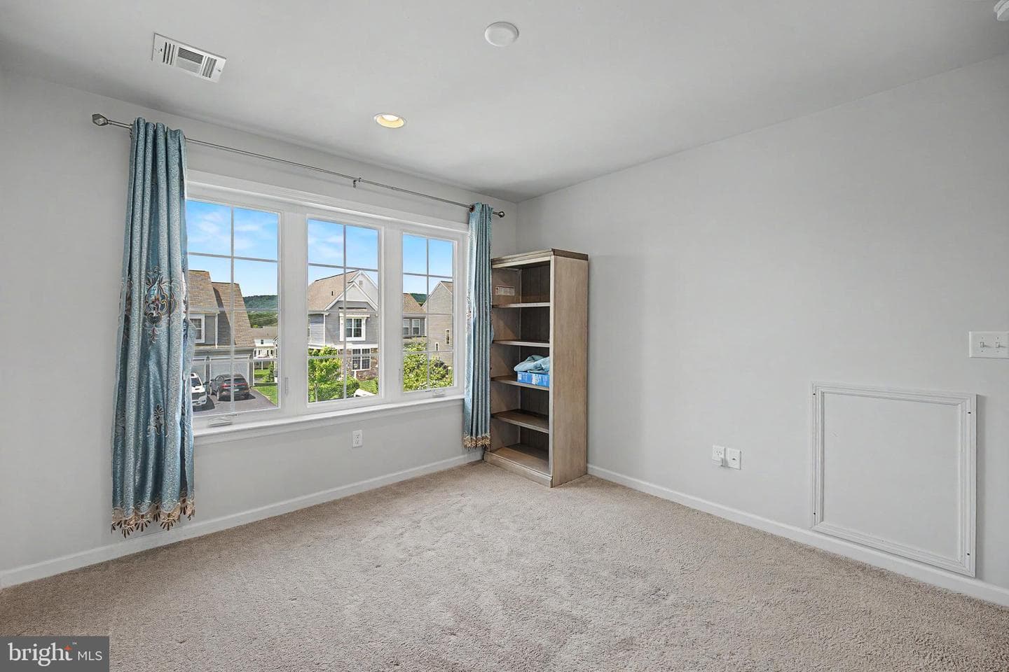 1820 Ethan Drive photo 16