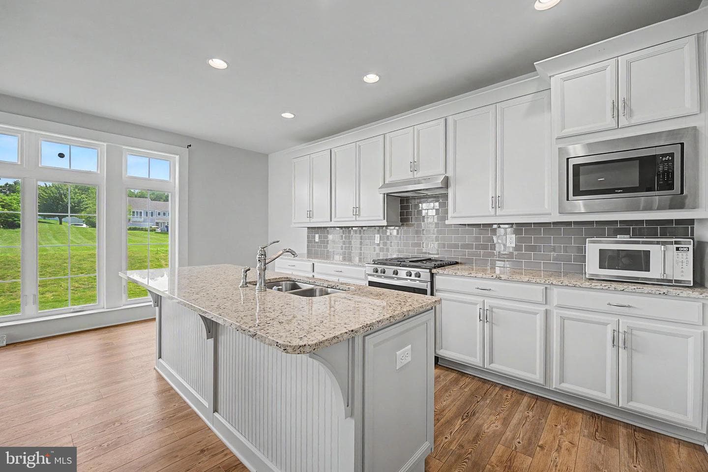 1820 Ethan Drive photo 4