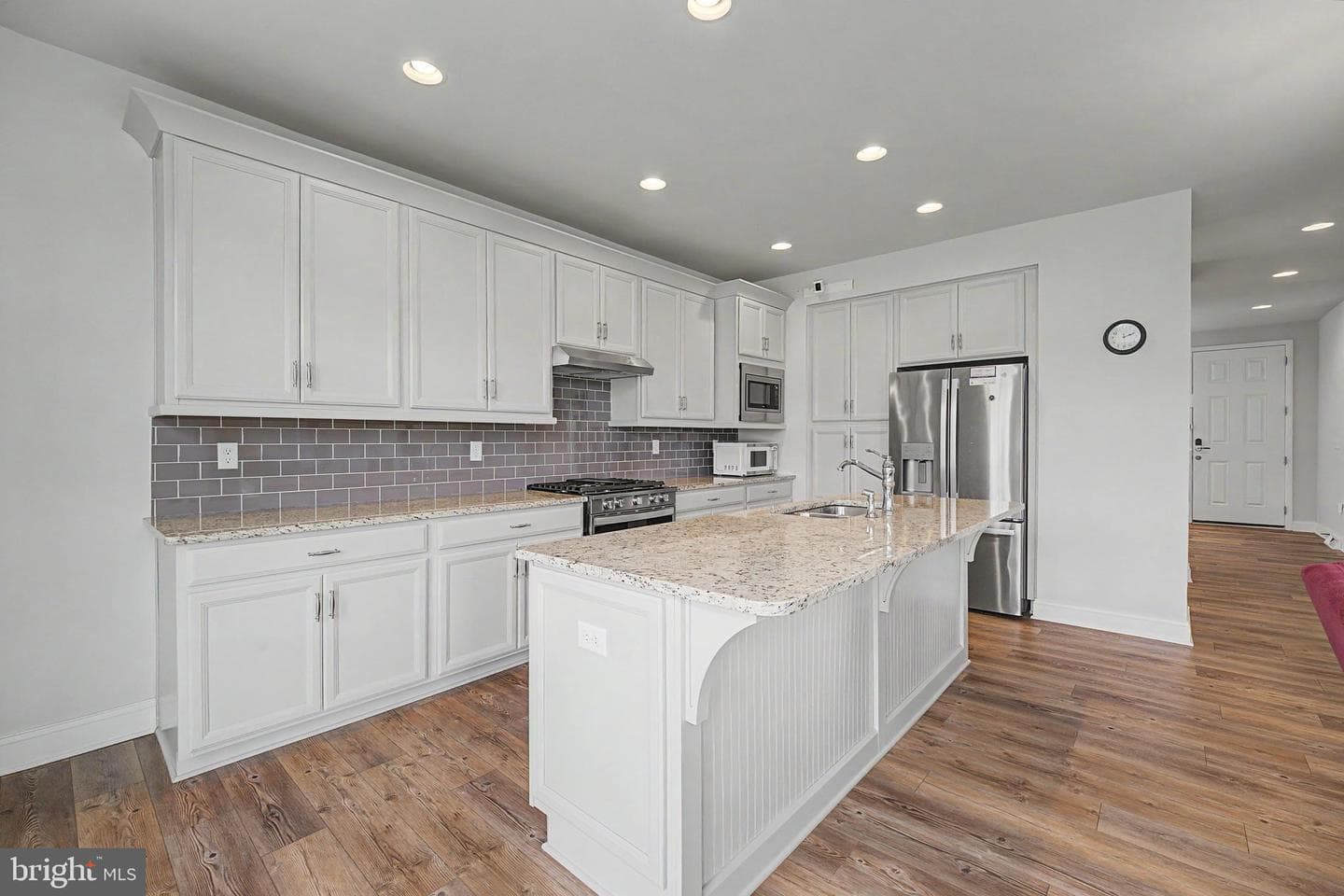 1820 Ethan Drive photo 5