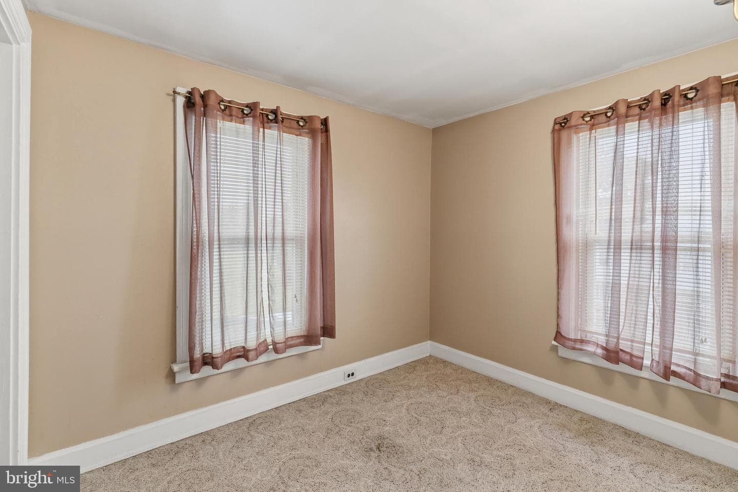 412 Apple Avenue photo 23