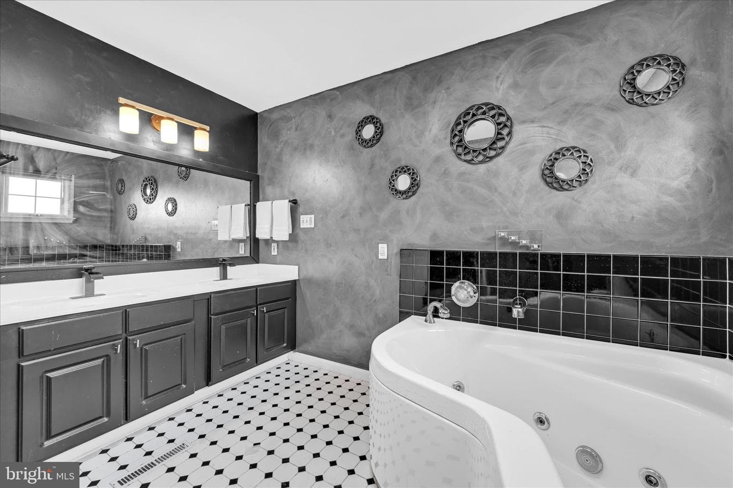 1602 Churchill Road photo 25