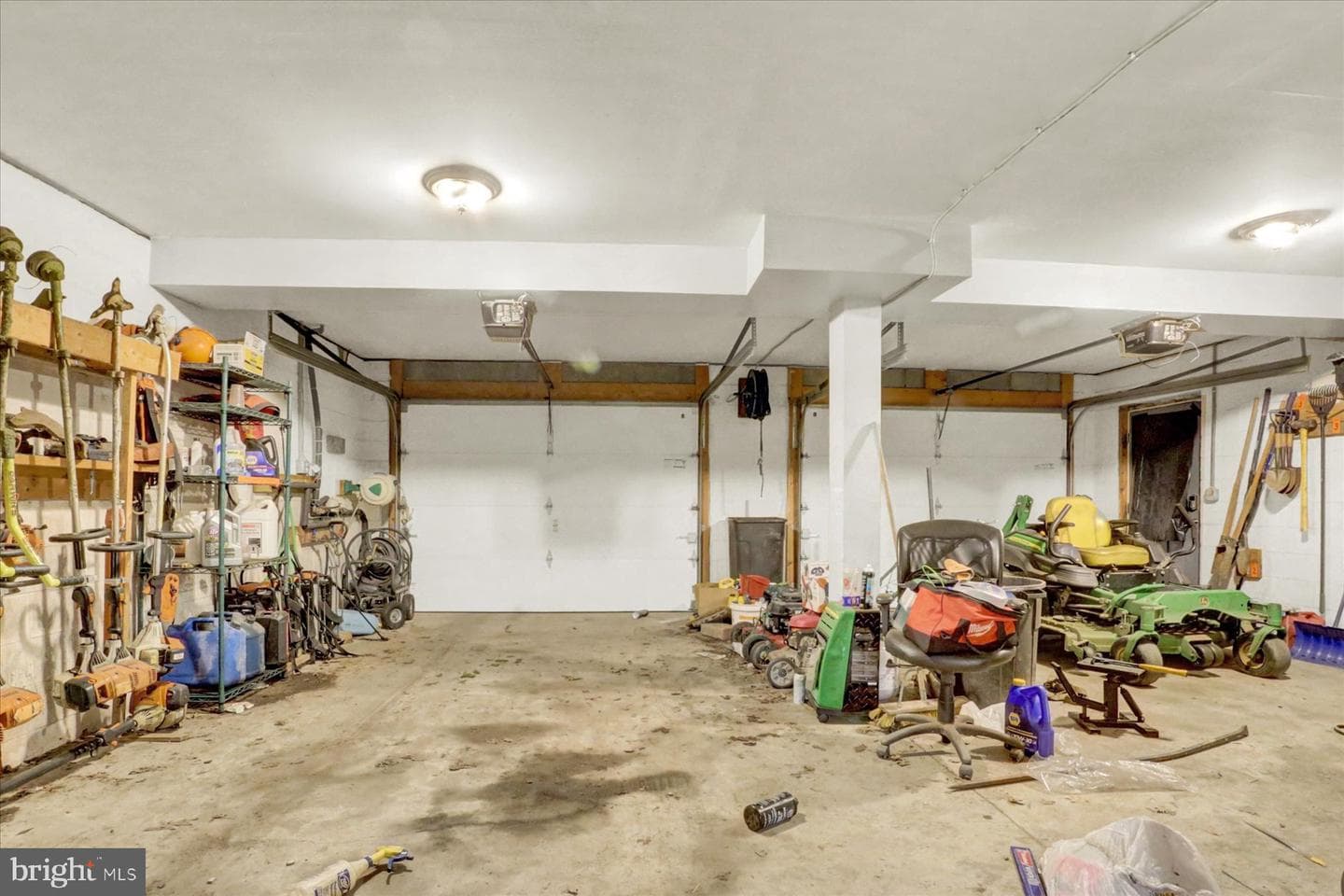 148 Edward Drive photo 34