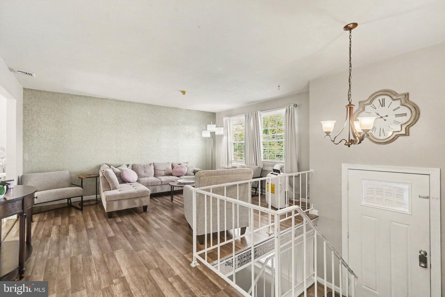 1288 Wandering Way photo 5