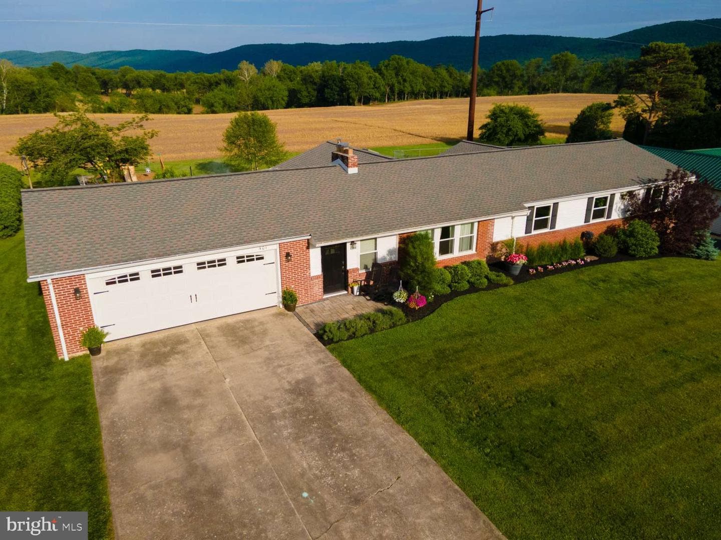 401 Shaffer Road, Millersburg