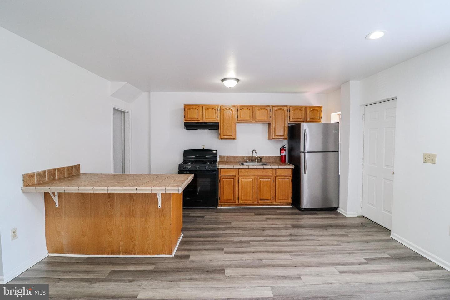 1505 Catherine Street photo 12
