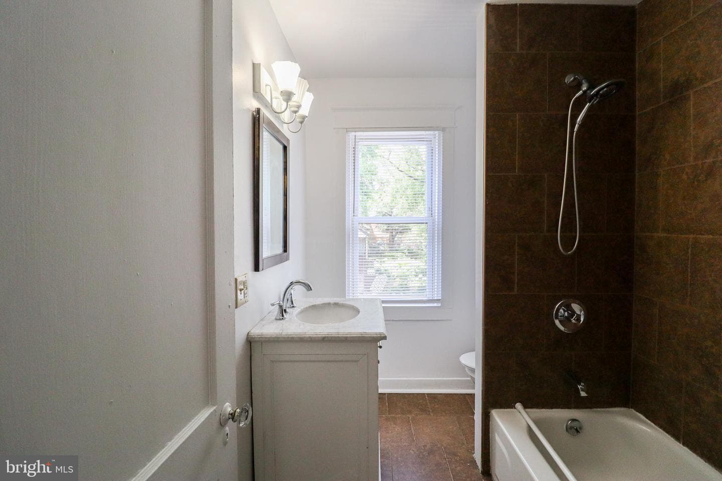 1505 Catherine Street photo 13