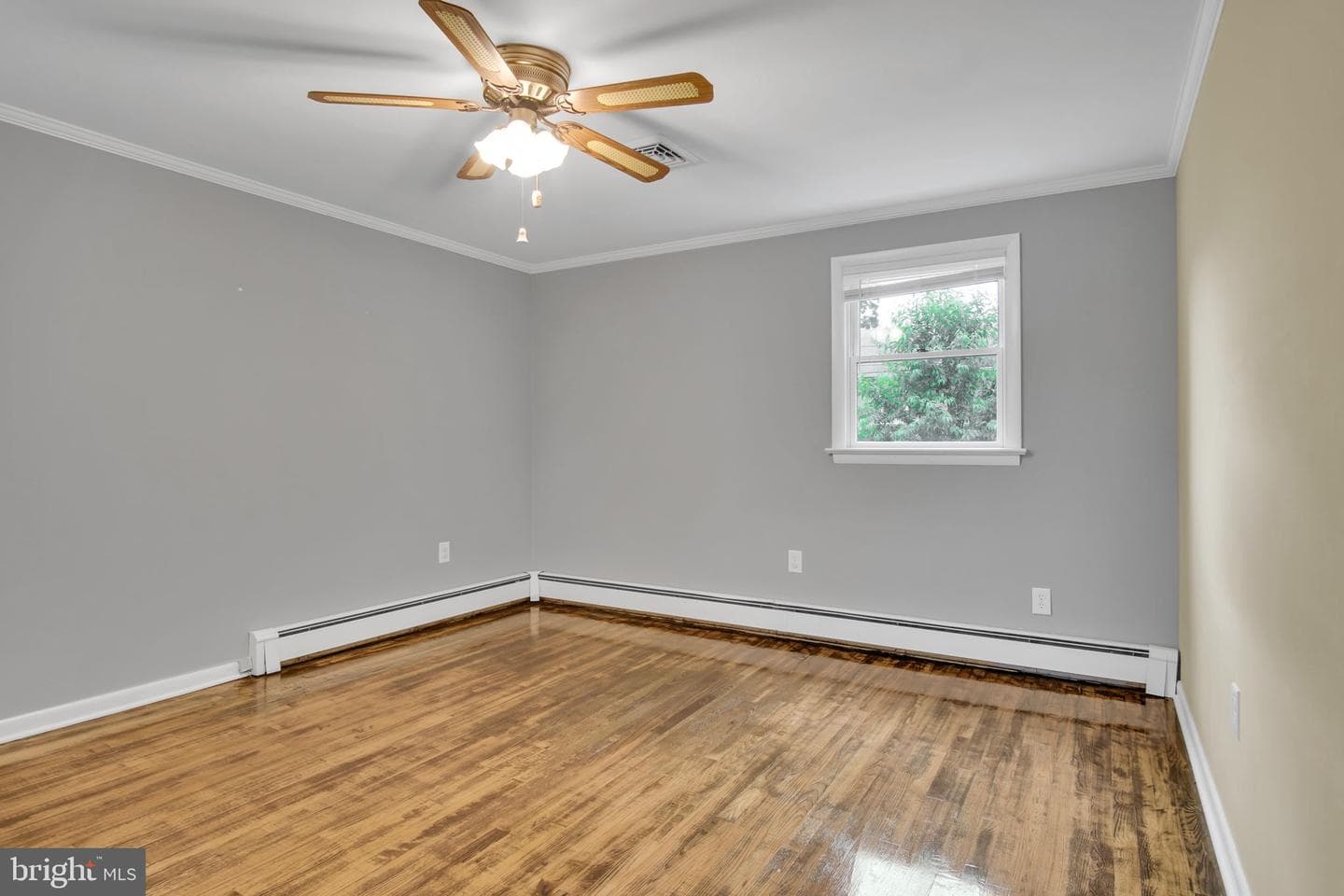 705 Shield Street photo 26